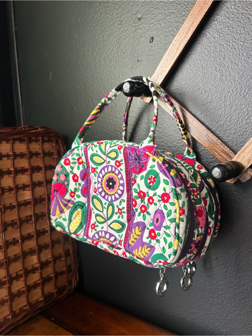 Vera Bradley triple zip cosmetic bag in retired "Viva La Vera" floral print - Picture 16 of 16